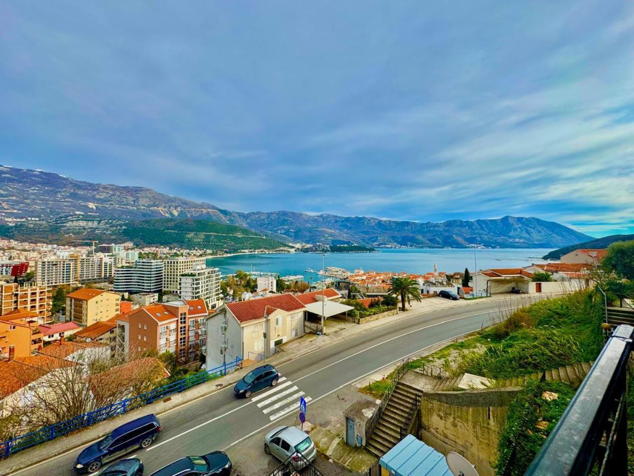 Sea View Studio Terminal Будва Екстер'єр фото